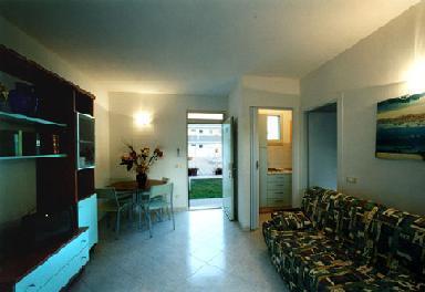 Pineta Aparthotel 3*